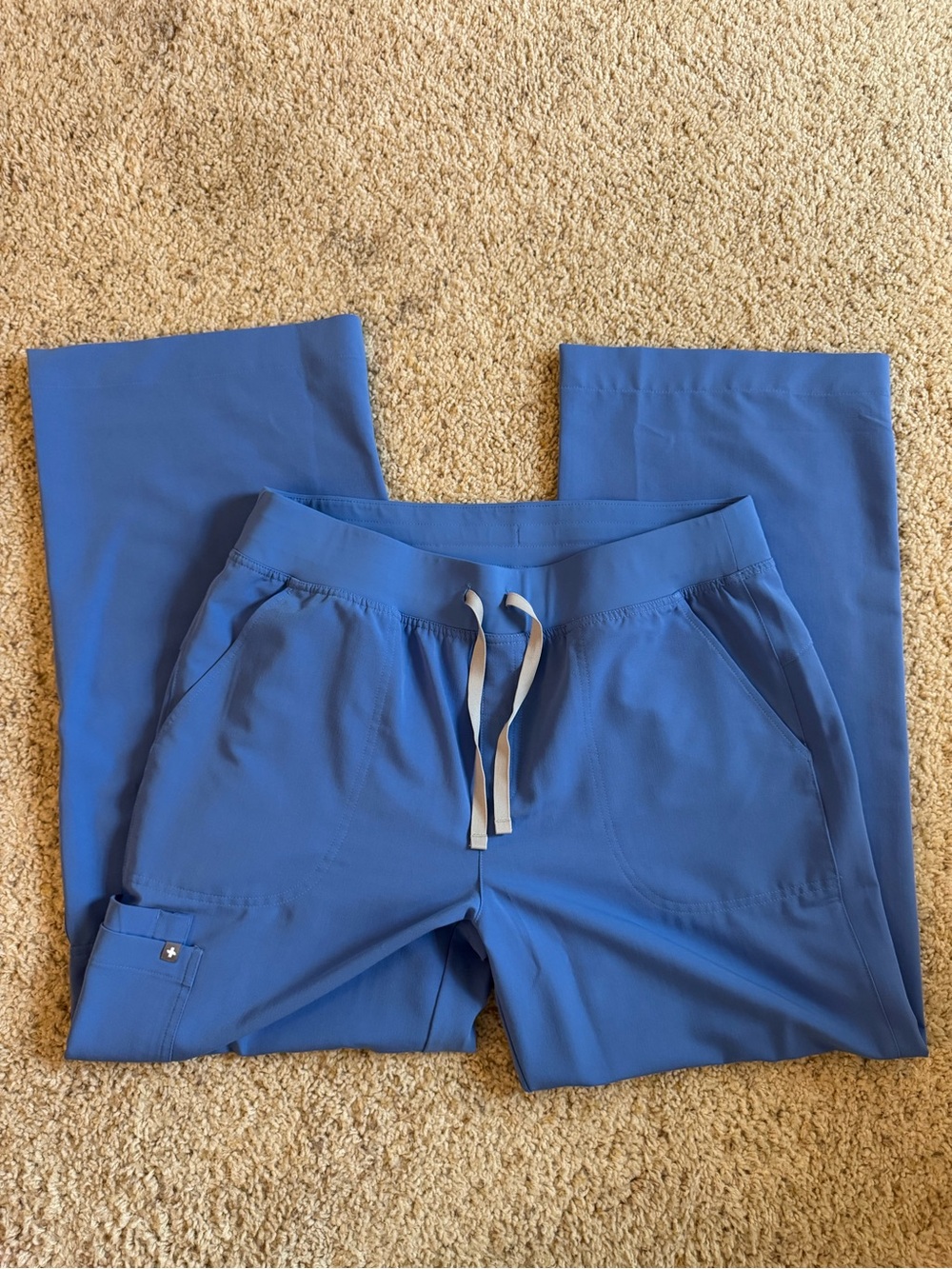 Figs Wide-Leg Scrub Pants in Ceil Blue